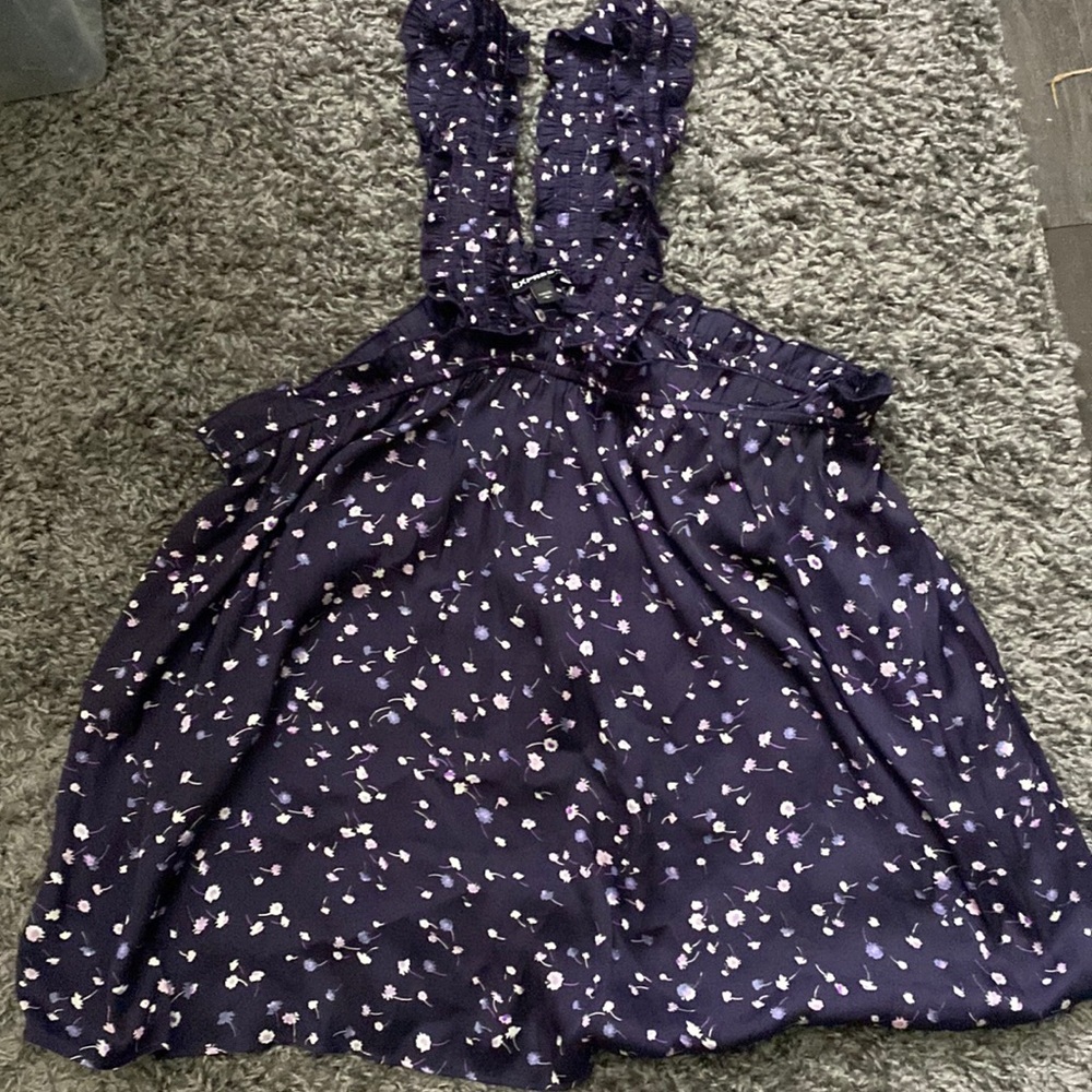 Silk material purple flowers sleek dressy tank @14